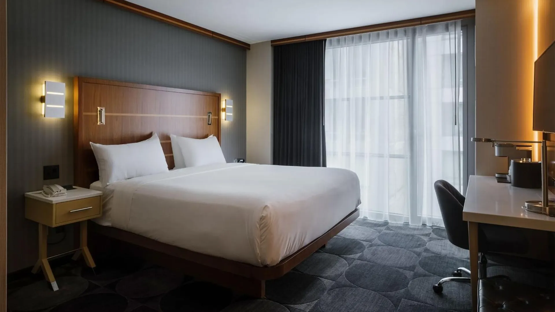 Hotel Crowne Plaza Hy36 Midtown Manhattan By Ihg New York